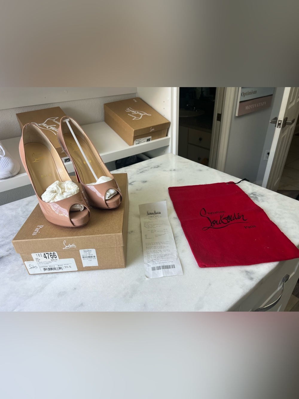 Christian Louboutin Patent Nude Peep-Toe Platform Pumps Very Prive 39.5
